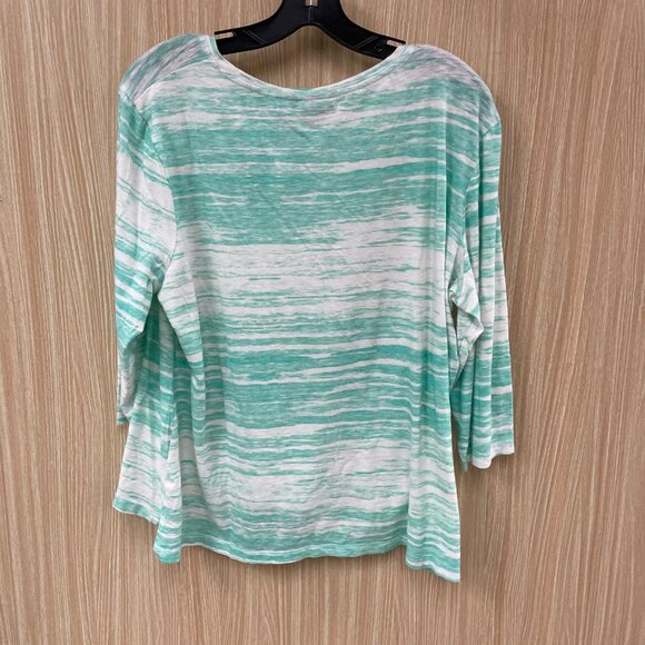 Chico's green print top size 16 - Picture 5 of 5